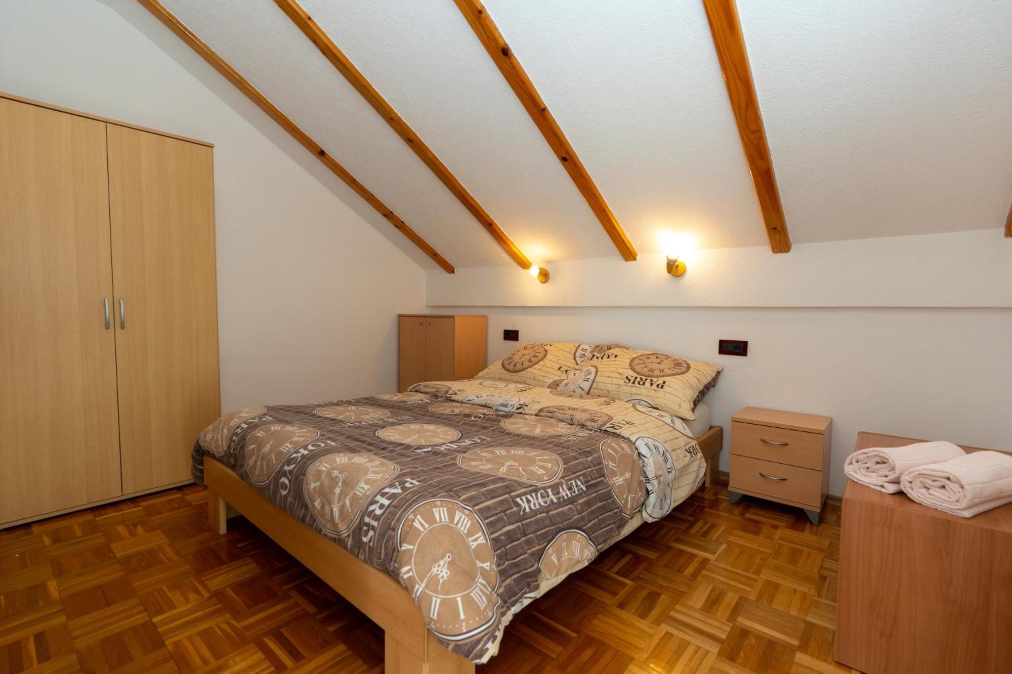 Apartman Miramare Otočac Exteriör bild