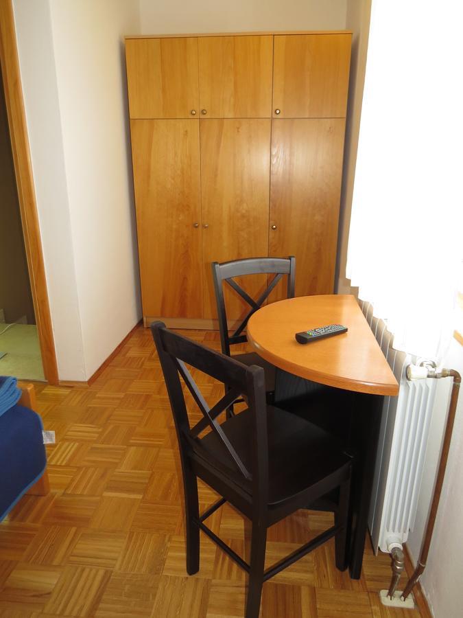 Apartman Miramare Otočac Exteriör bild